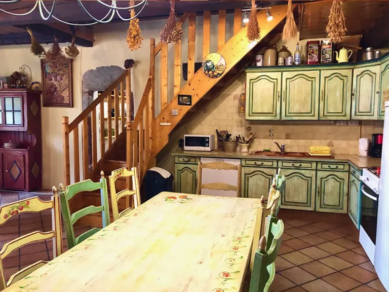 Espace cuisine du Francillon - Gîte aux Estables